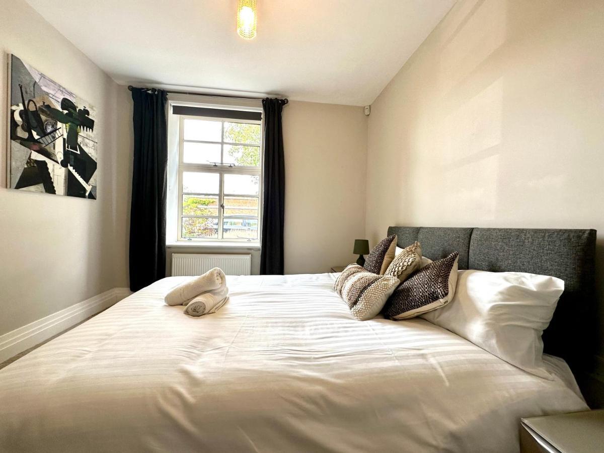 Desirable 2 Bedroom Apartment In Bicester That Sleeps 5 Экстерьер фото