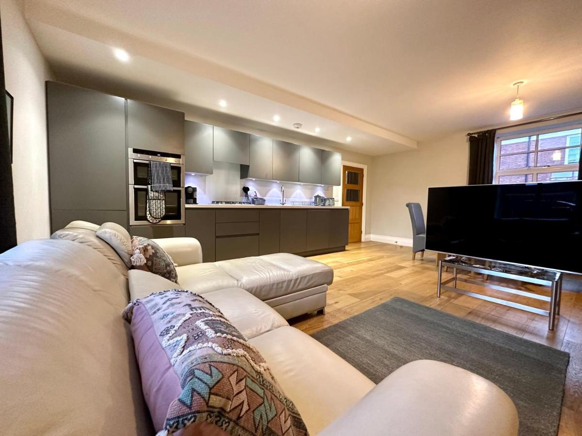 Desirable 2 Bedroom Apartment In Bicester That Sleeps 5 Экстерьер фото